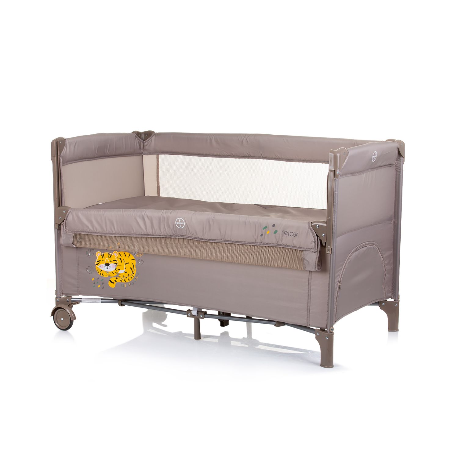Chipolino Reisebett Relax 2 Ebenen, Vorderseite absenkbar, Seiteneingang, Tasche braun