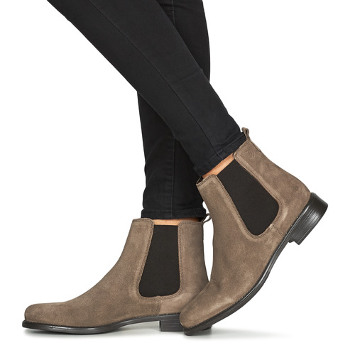 Betty London - NORA - Beige