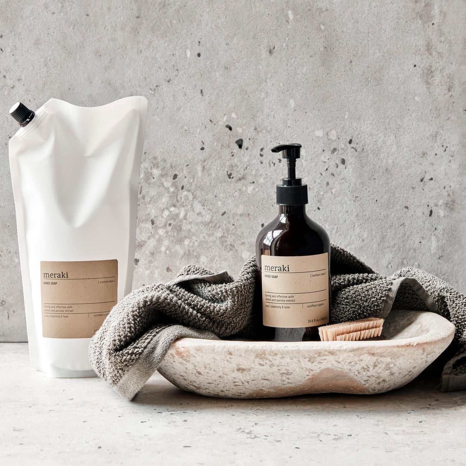 Meraki  Exfoliating håndsæbe, 490 ml - Northern dawn