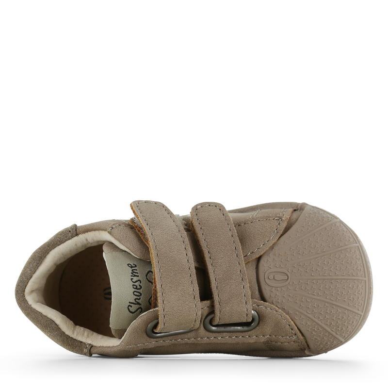Shoesme beige sneakertje met stootneus Microleer | Uni schoenen