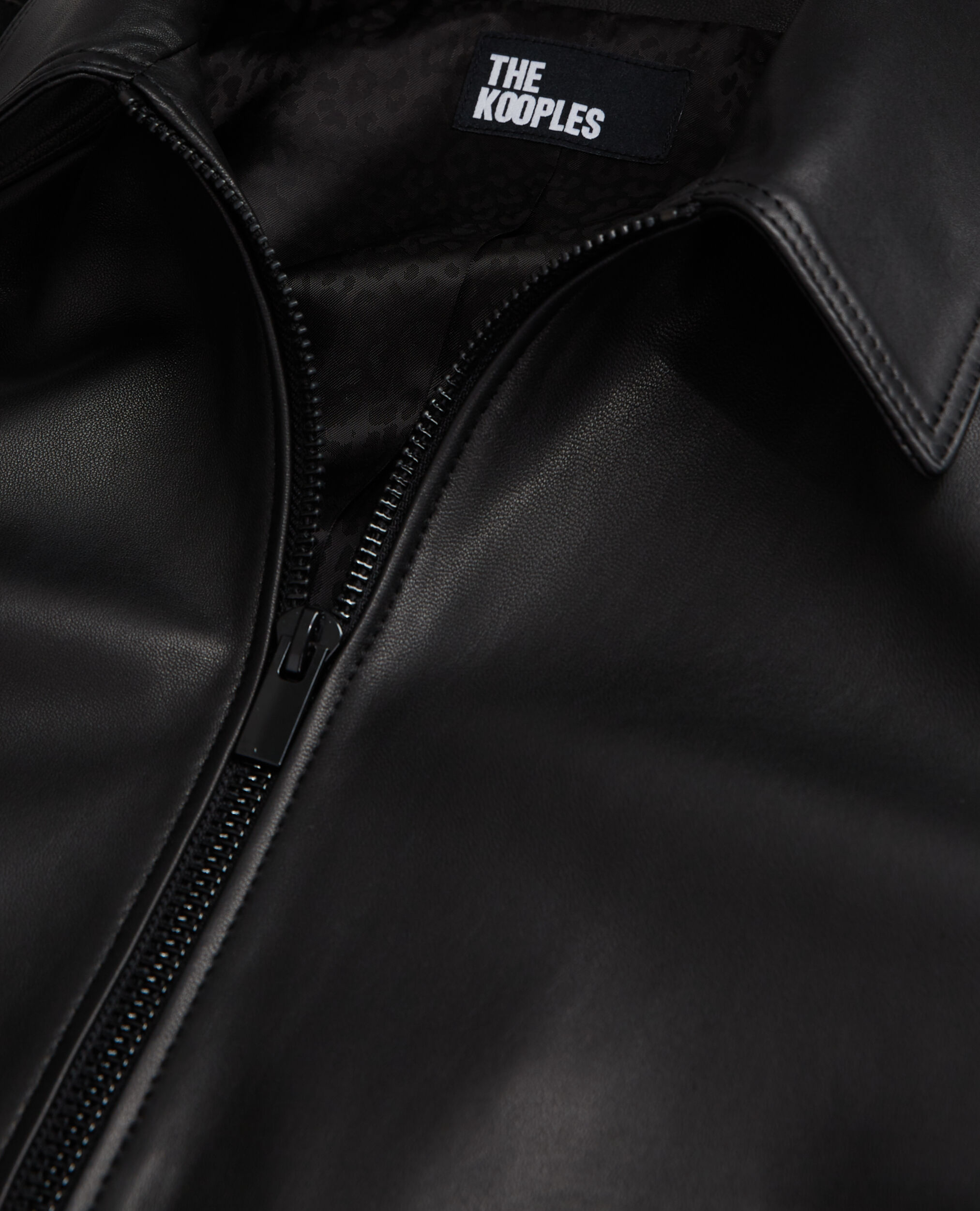 Blouson en cuir noir