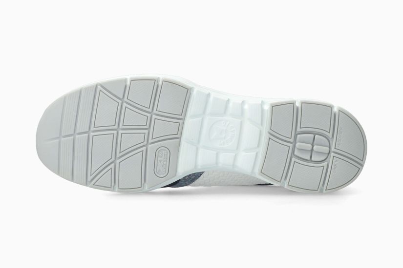 YLONA JEANSBLAU