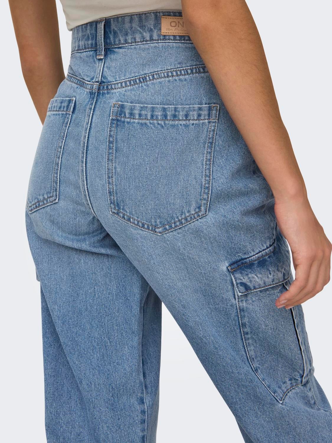 ONLRILEY Hohe Taille Gerade geschnitten Jeans Light Blue Denim