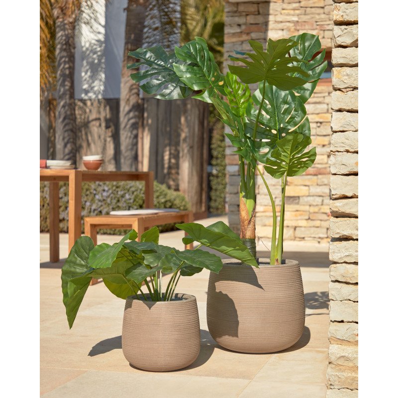 Plante artificielle Alocasia Odora avec pot noir 57 cm