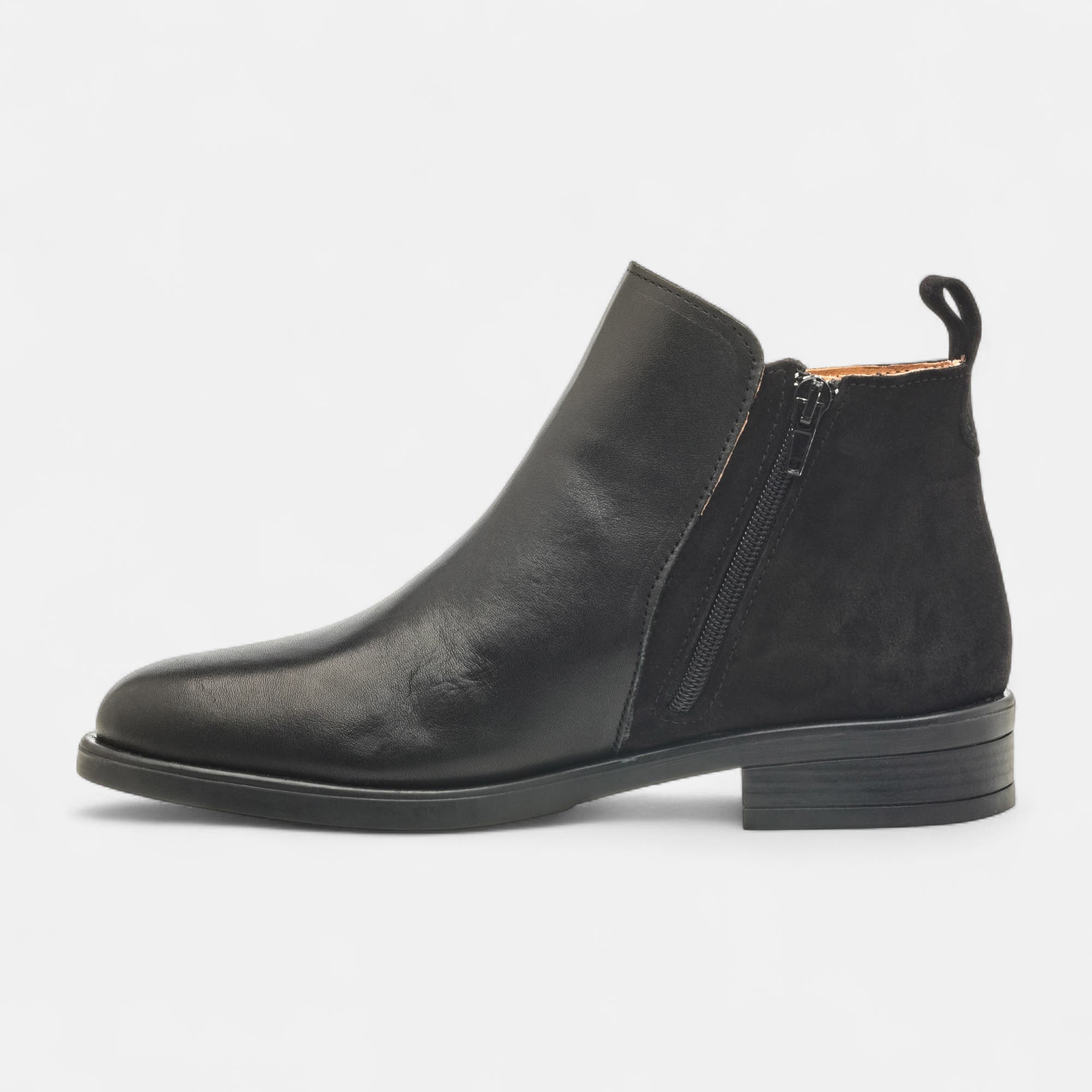 Bottines Femme en cuir noir