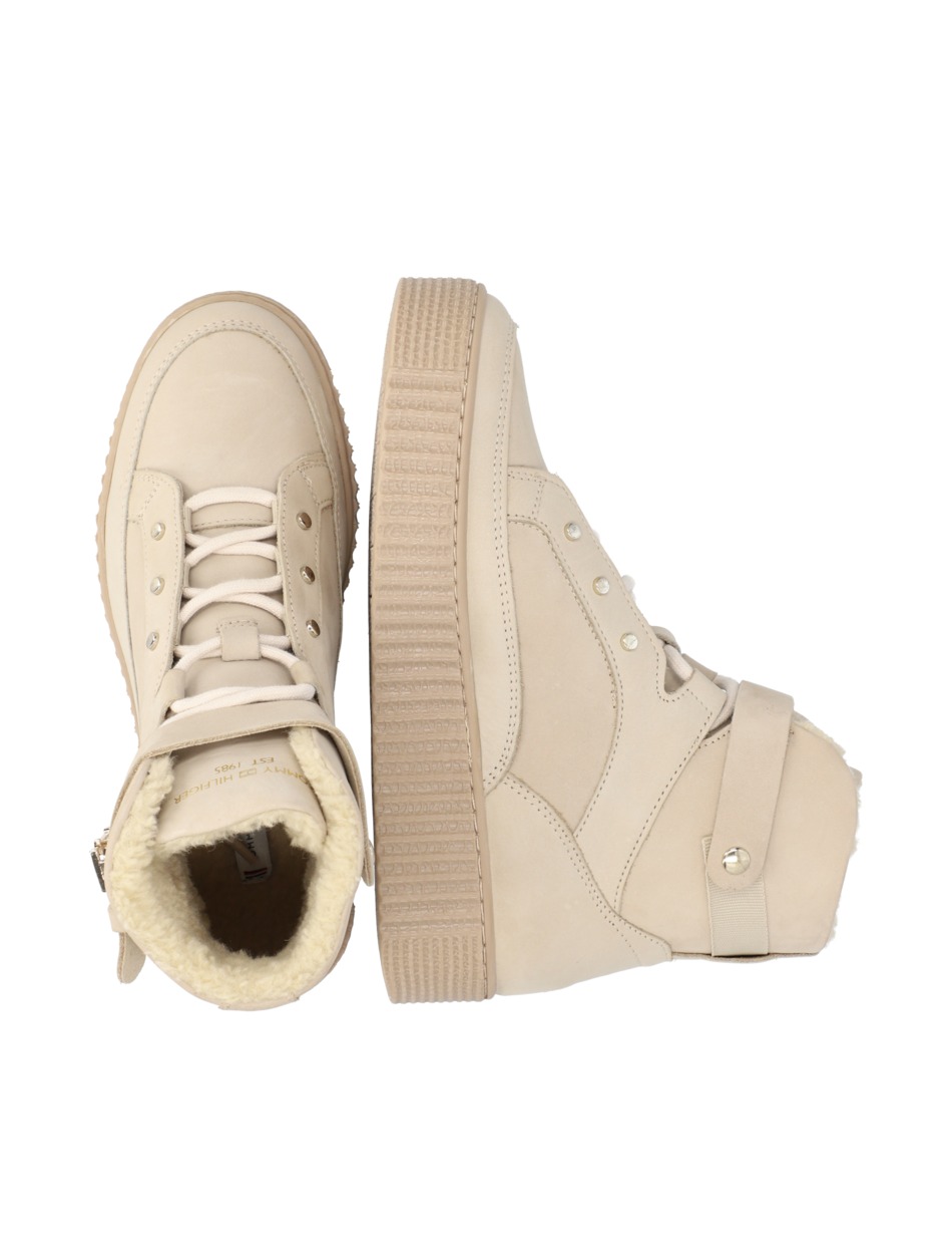 Warmlined Lace Up Boots