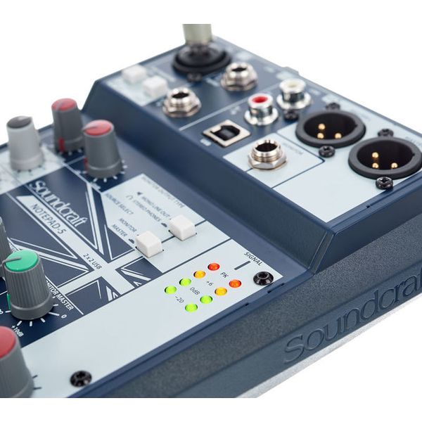Soundcraft Notepad-5