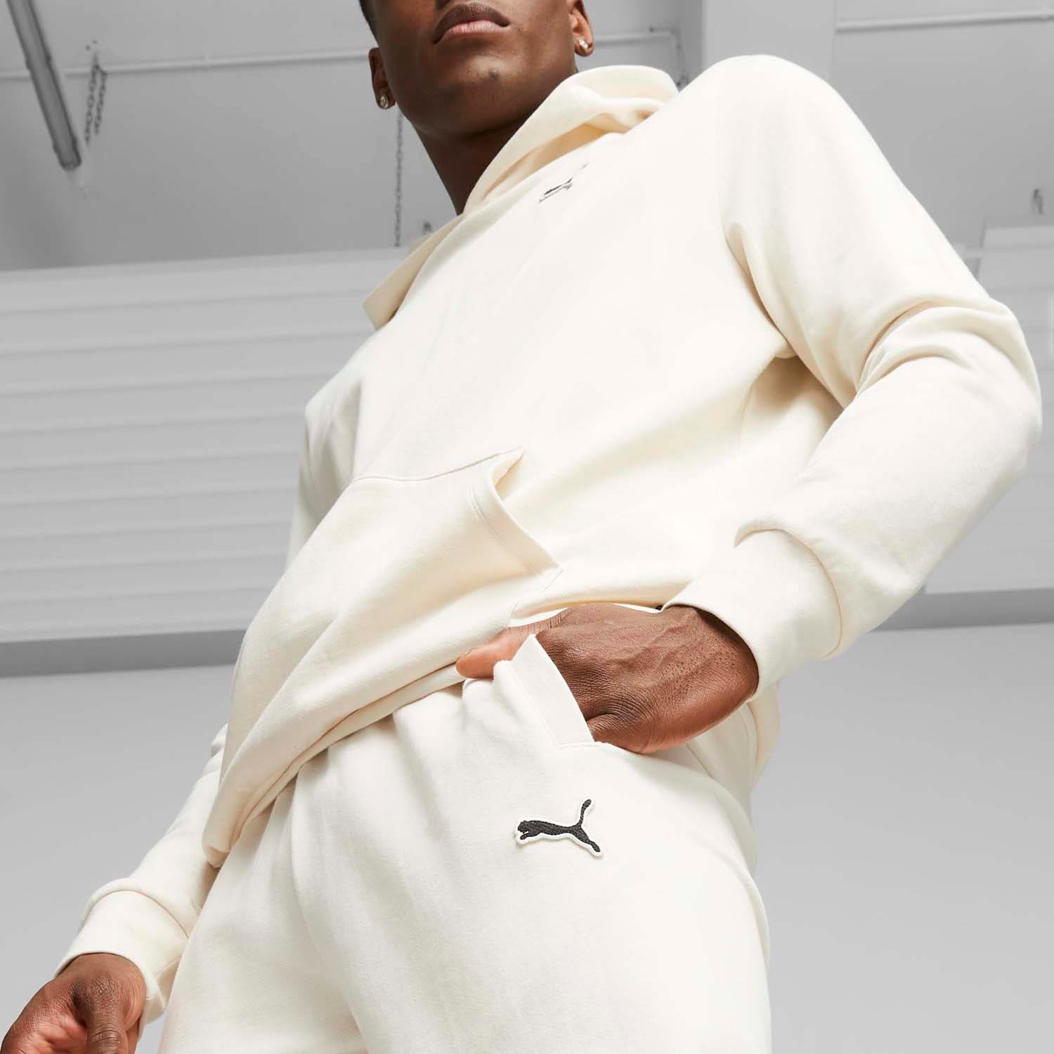 PUMA  Better Essentials Sweatpants