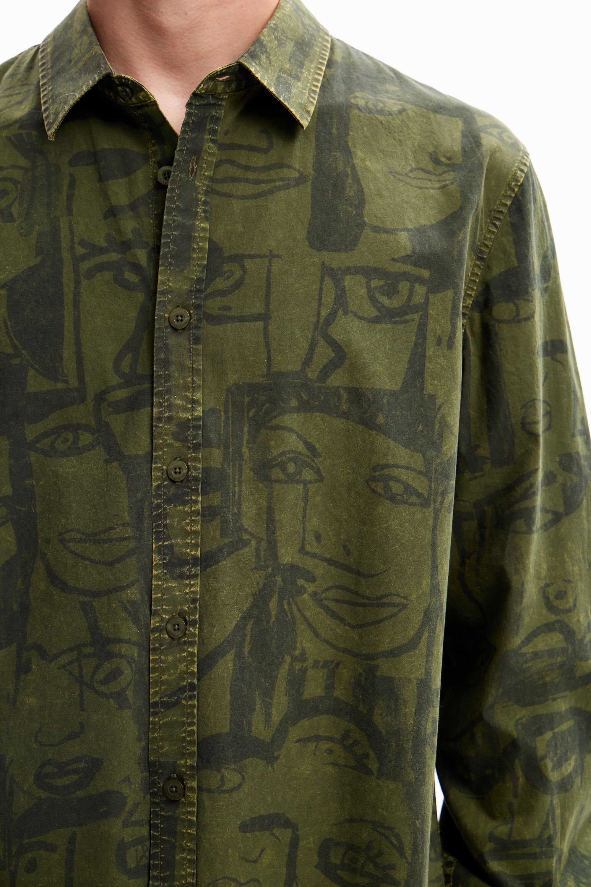 Chemise visages acid wash