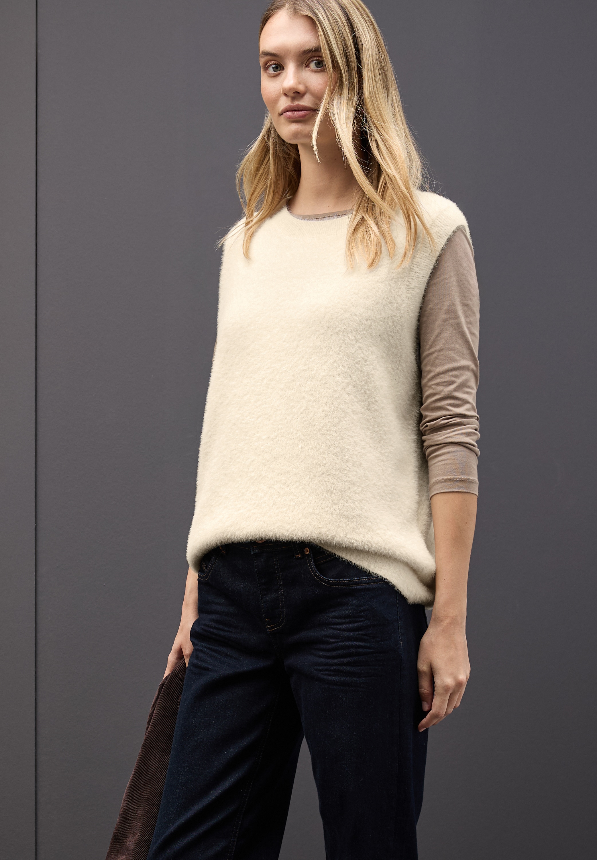 STREET ONE Pullunder , aus kuschelig weicher Qualität, Regular Fit