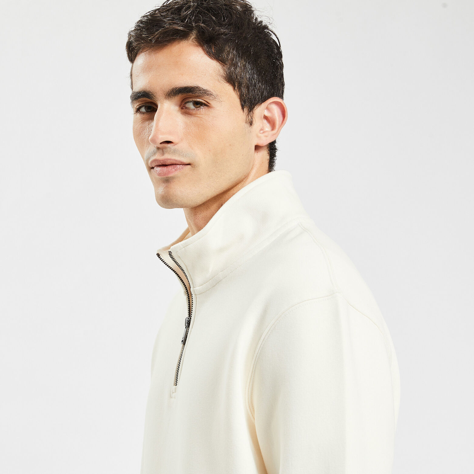 Sweat à col montant zippé Ecru