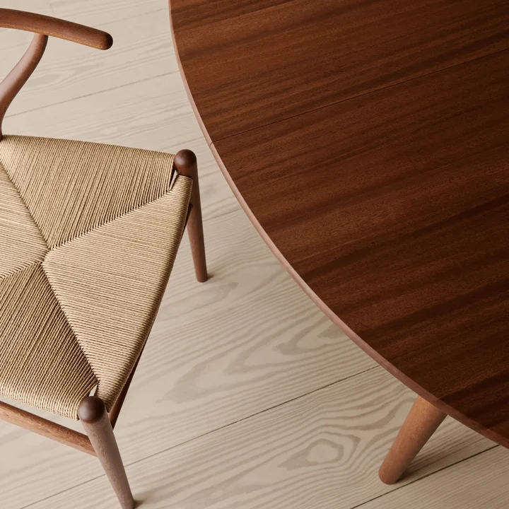 Carl Hansen - CH24 Wishbone Chair, Eiche geseift / Naturgeflecht