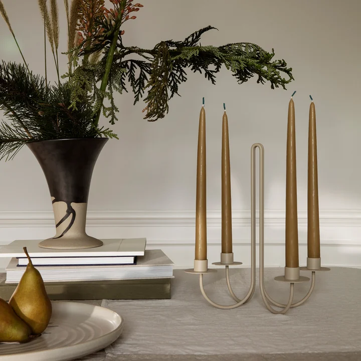 Ferm Living - Sway Kerzenhalter, schwarz