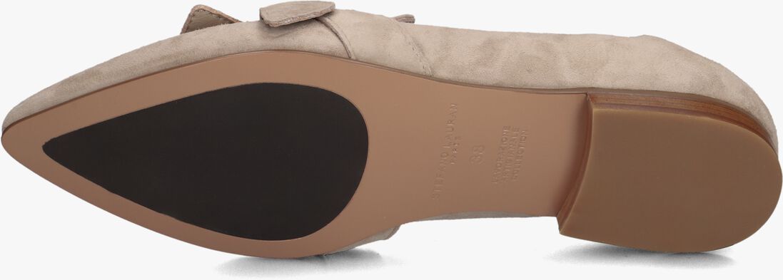 beige stefano lauran loafers e2572