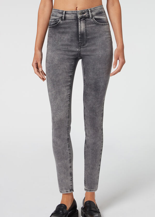 Calça jeans skinny push-up de cintura alta com toque suave