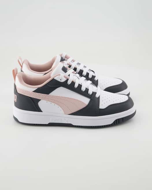 Puma Rebound v6 Low Sneaker in Grau