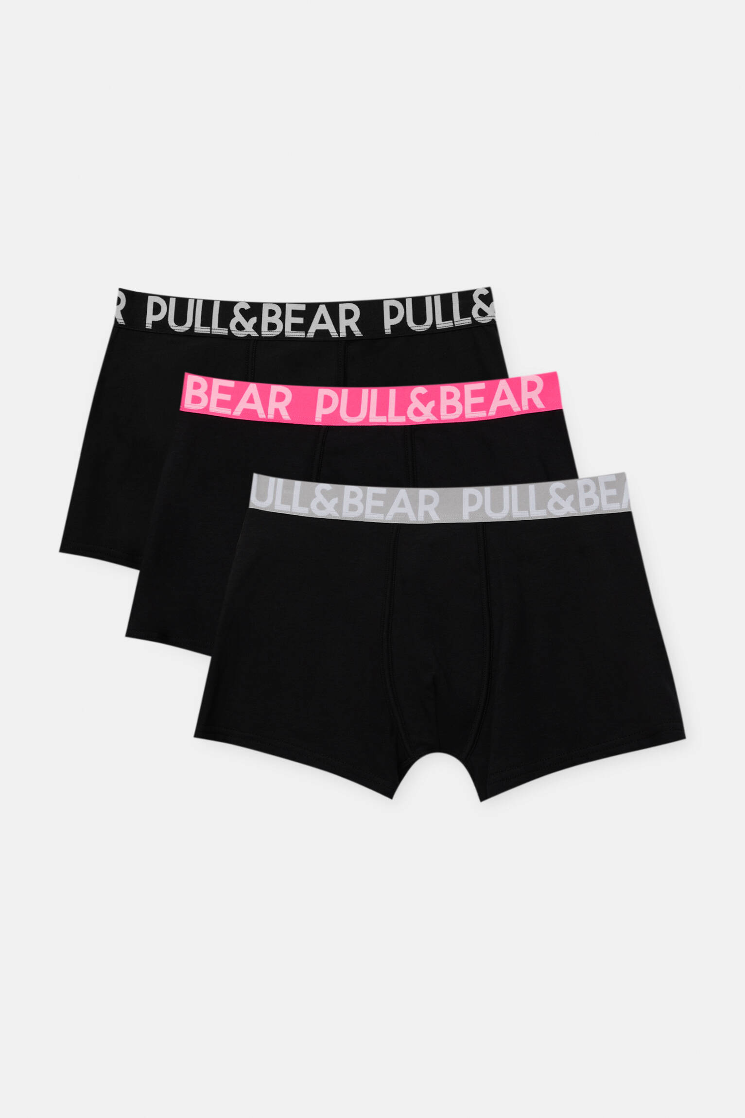 Pacote com 3 cuecas boxer com o logotipo da Pull&Bear - Variadas