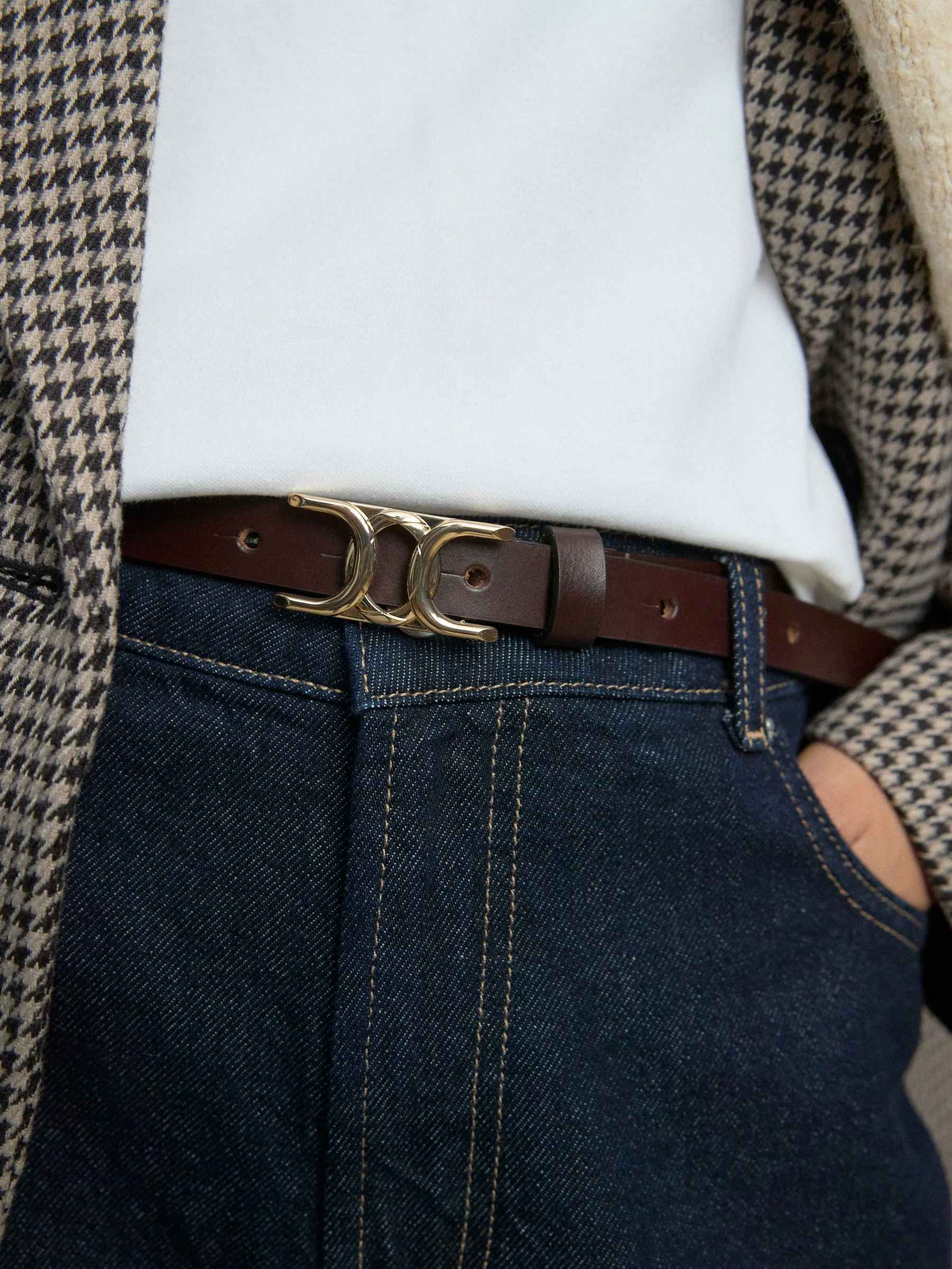 Chocoladebruin - Statement, smalle leren riem met gesp
