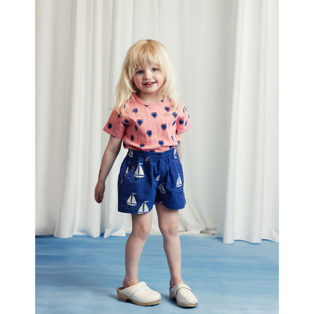 Køb Mini Rodini Blue Sailing Boats AOP Woven Shorts