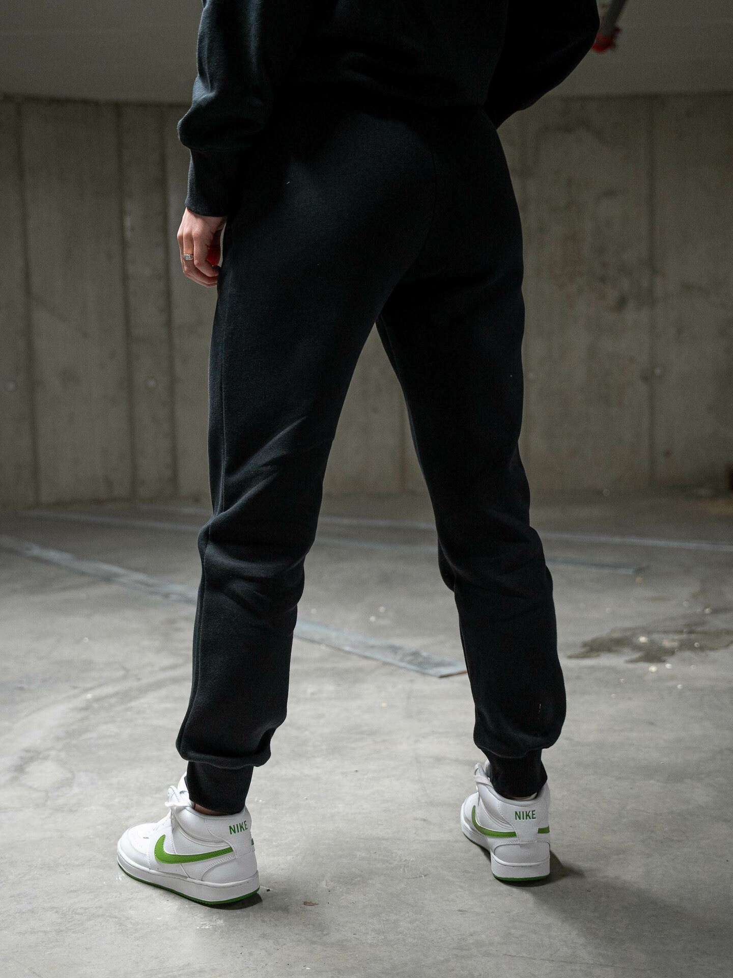 Pheonix Fleece Standard Pant