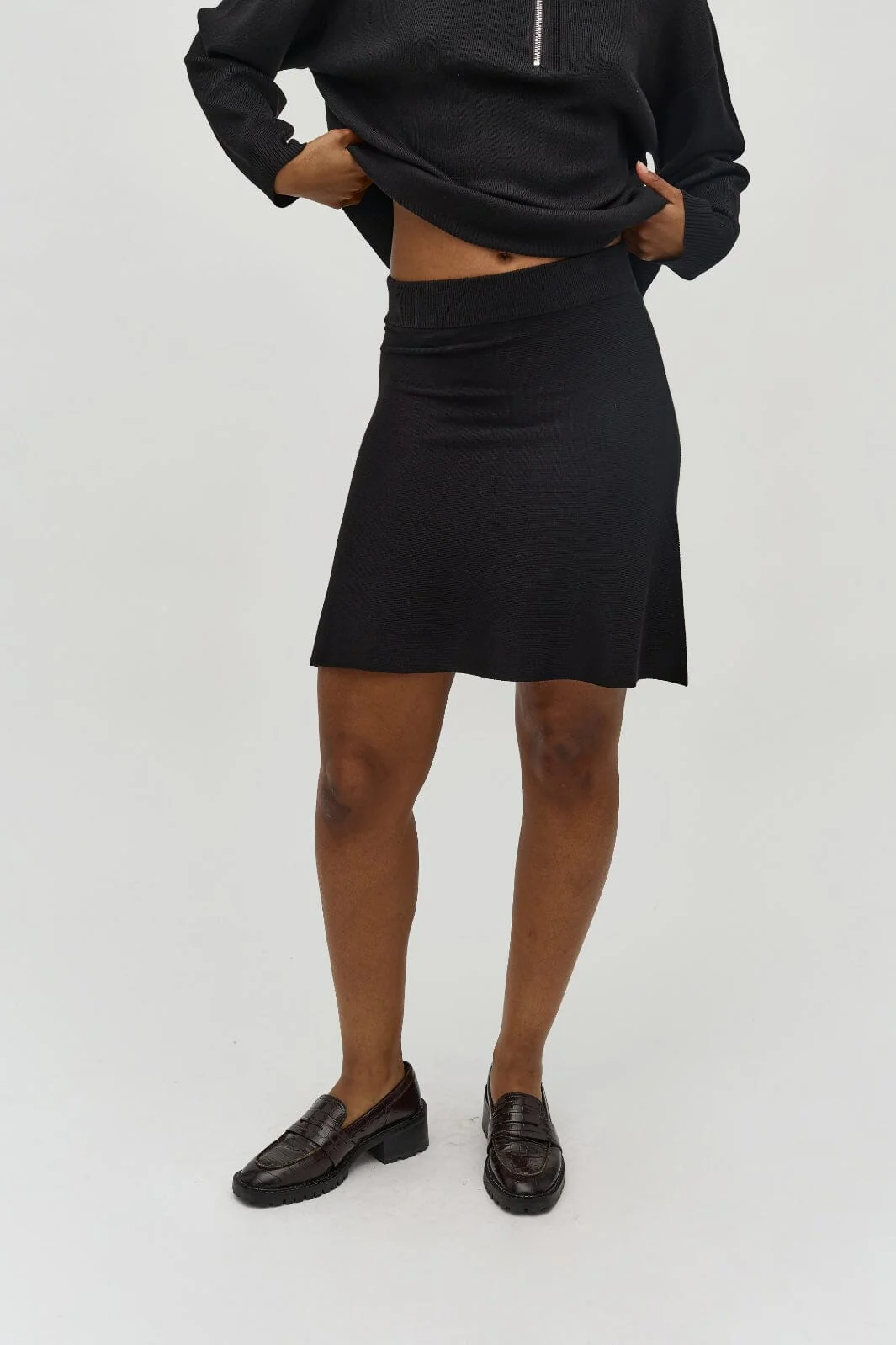 MbyM Folami-M 880 black