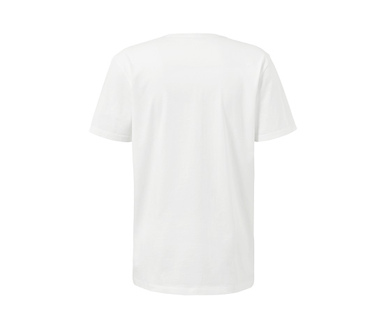 2 T-Shirts