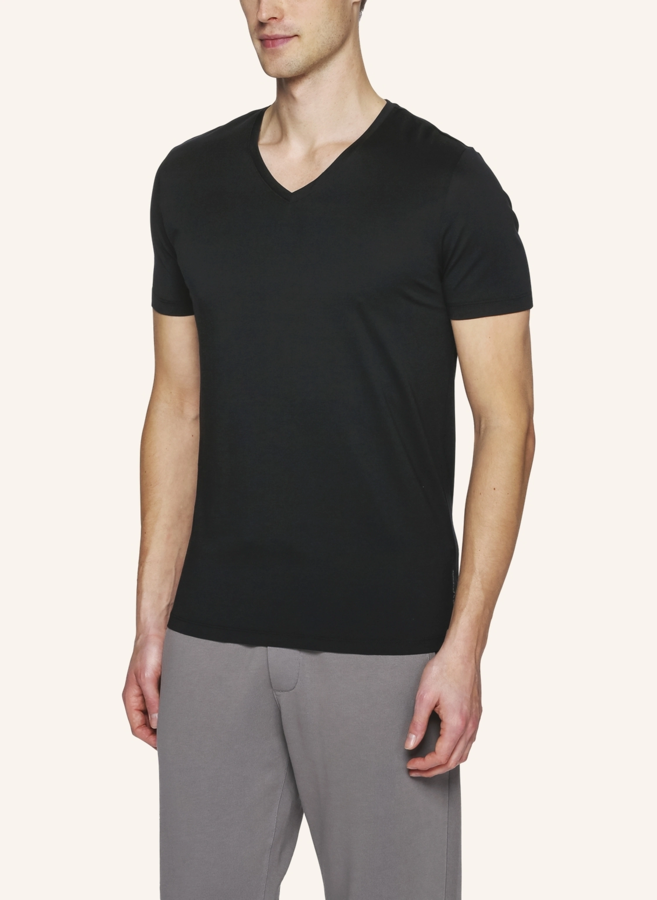 TRUSTED HANDWORK V Neck 1/2-Sleeve T-Shirt