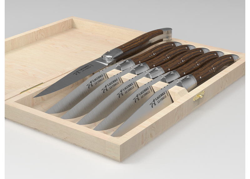 Service de 6 couteaux Laguiole avec un manche en bois de noyer et mitres en acier inoxydable