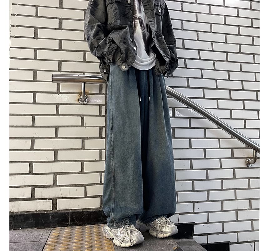 Ateso - Mid Rise Washed Wide Leg Jeans