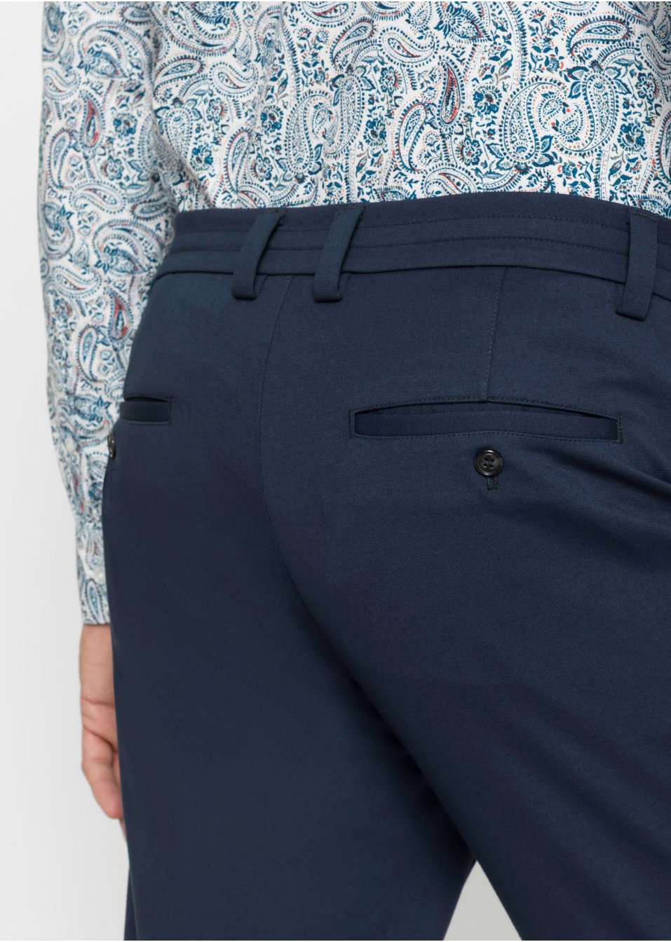 Costume 2 pièces : veste de costume et pantalon