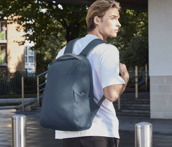 QUADRA QD924 - Sac à dos de sécurité en polyester recyclé