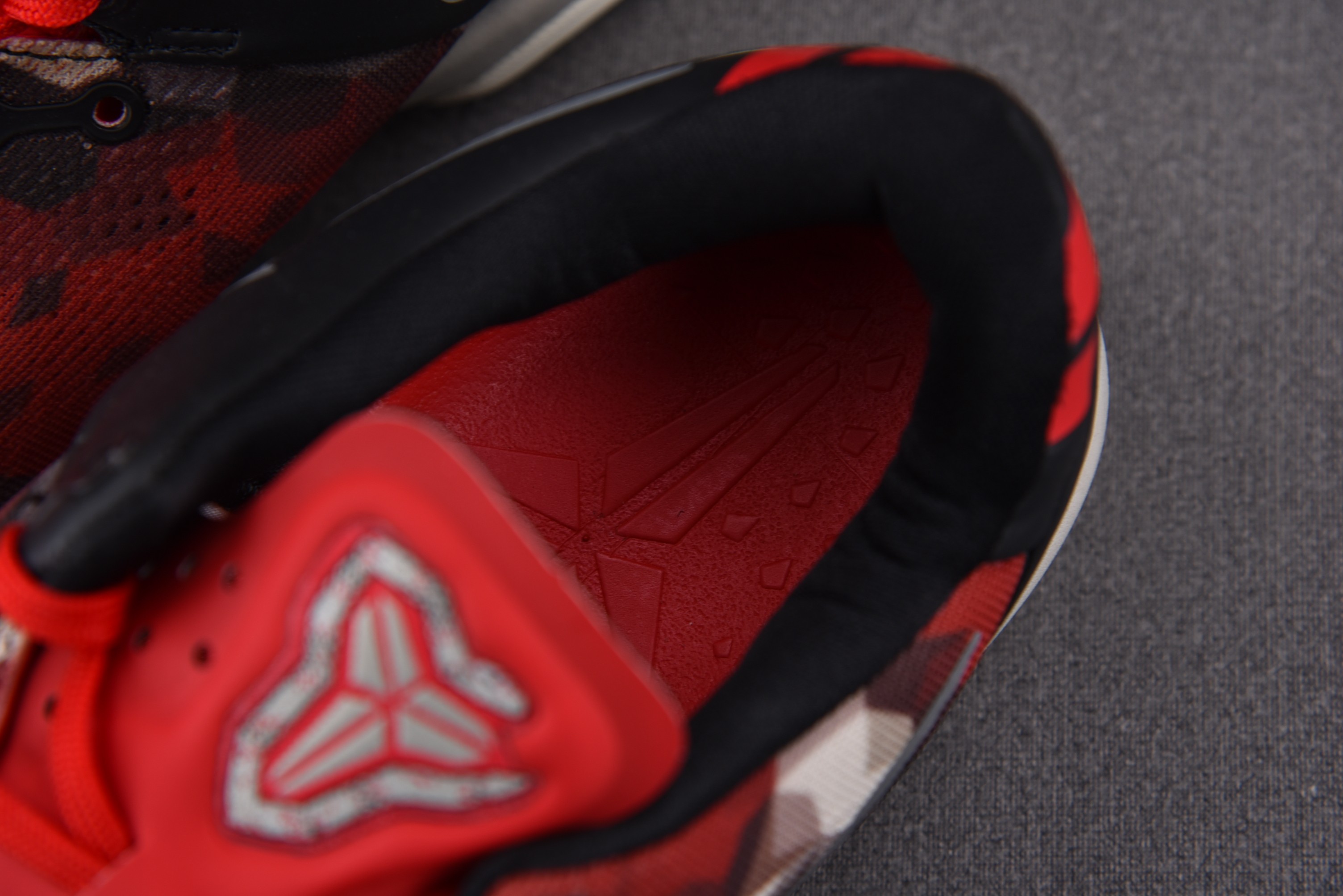 Nike Kobe 8 Milk Snake