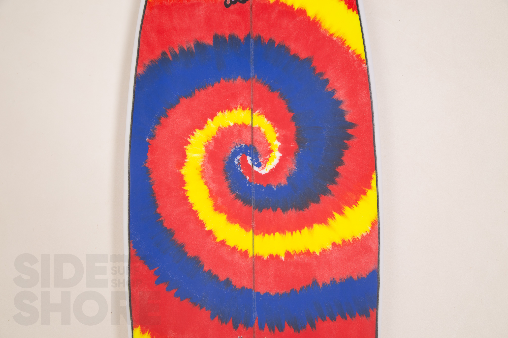 Lost Little Wing - Spray - 5’8 x 19.13