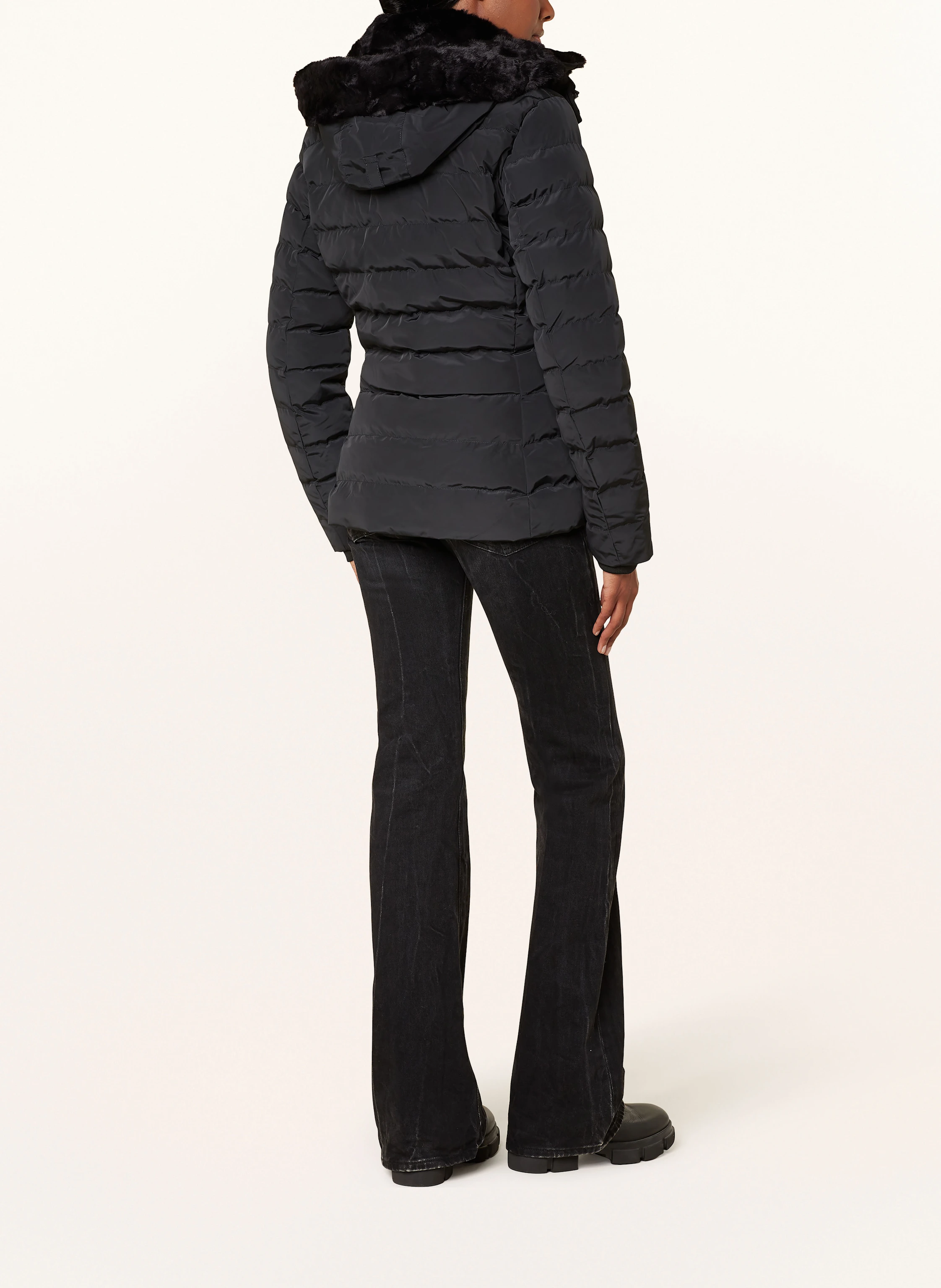 WELLENSTEYN Steppjacke SANTORIN SANT mit DUPONT™ SORONA®-Isolierung und abnehmbarem Kunstfell