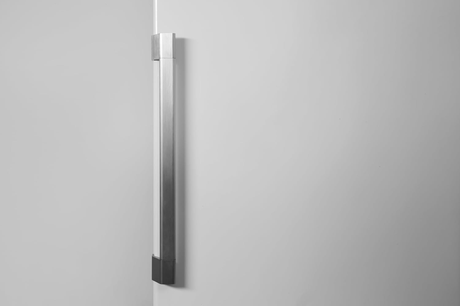 Bauknecht KR 17G4 WS 2 Kühlschrank/ 167 cm Höhe/ 318 Liter Gesamtnutzinhalt/ ProFresh/ Hygiene+ Filter/ Superkühlfunktion/ Umluftkühlung/ weiß
