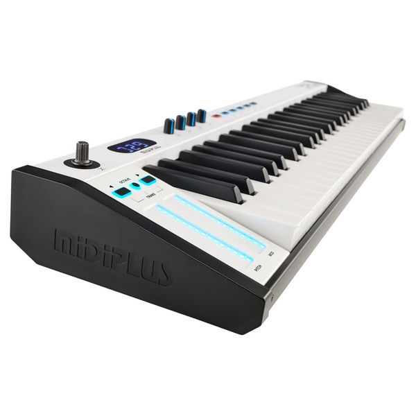 Midiplus X-4 III