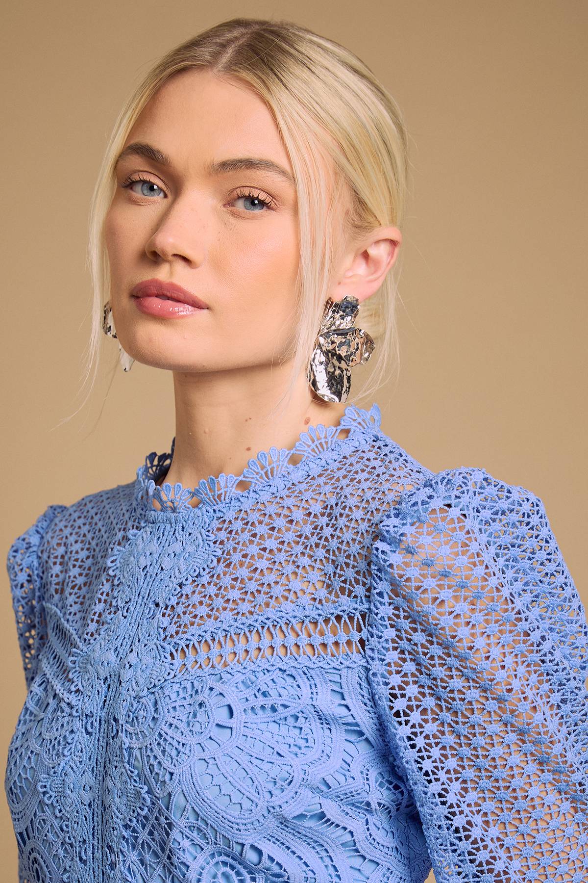 Oasis Robe Courte En Dentelle Contrastée
