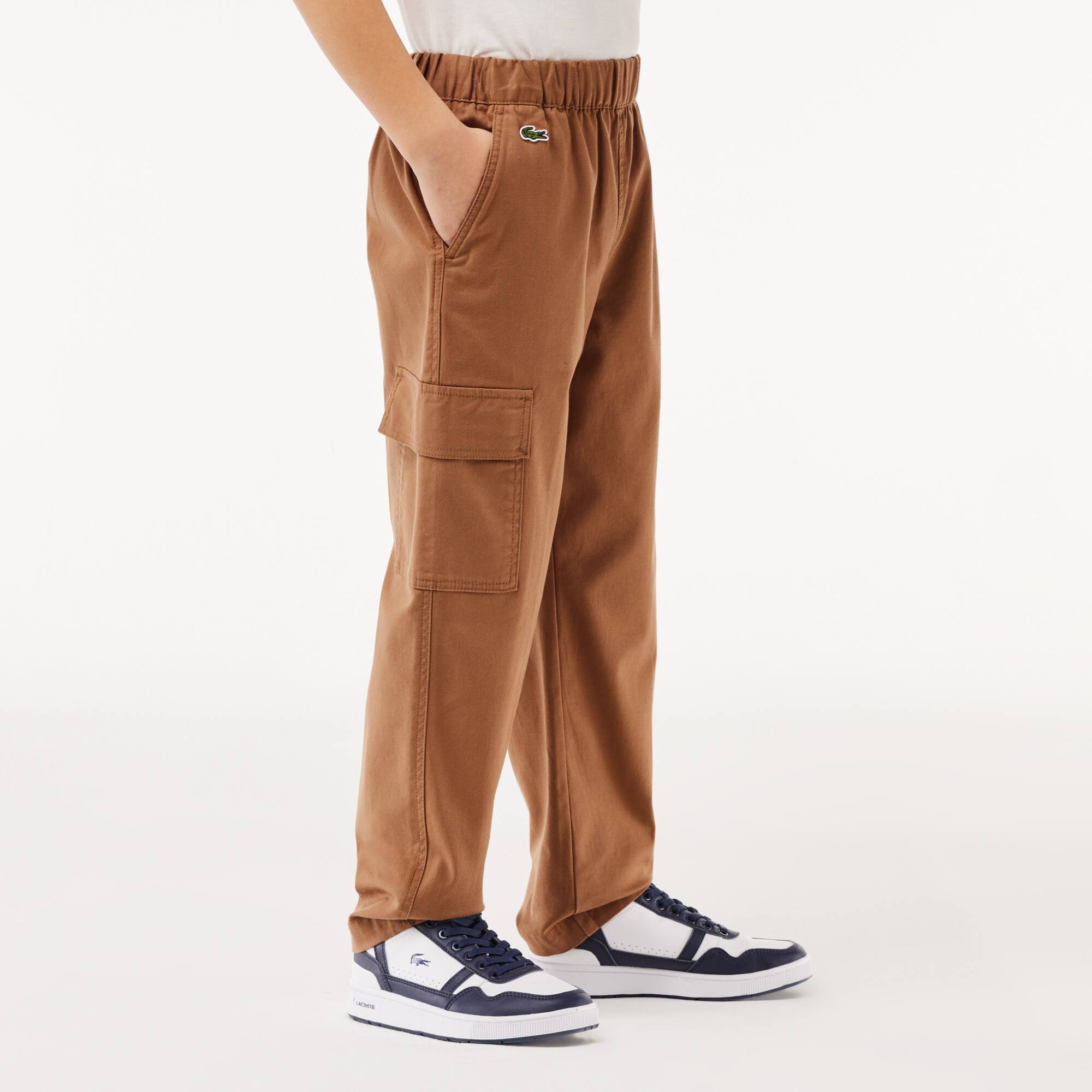 Pantalon cargo en gabardine légère de coton Pantalons & Shorts - Marron - Lacoste - Garçon