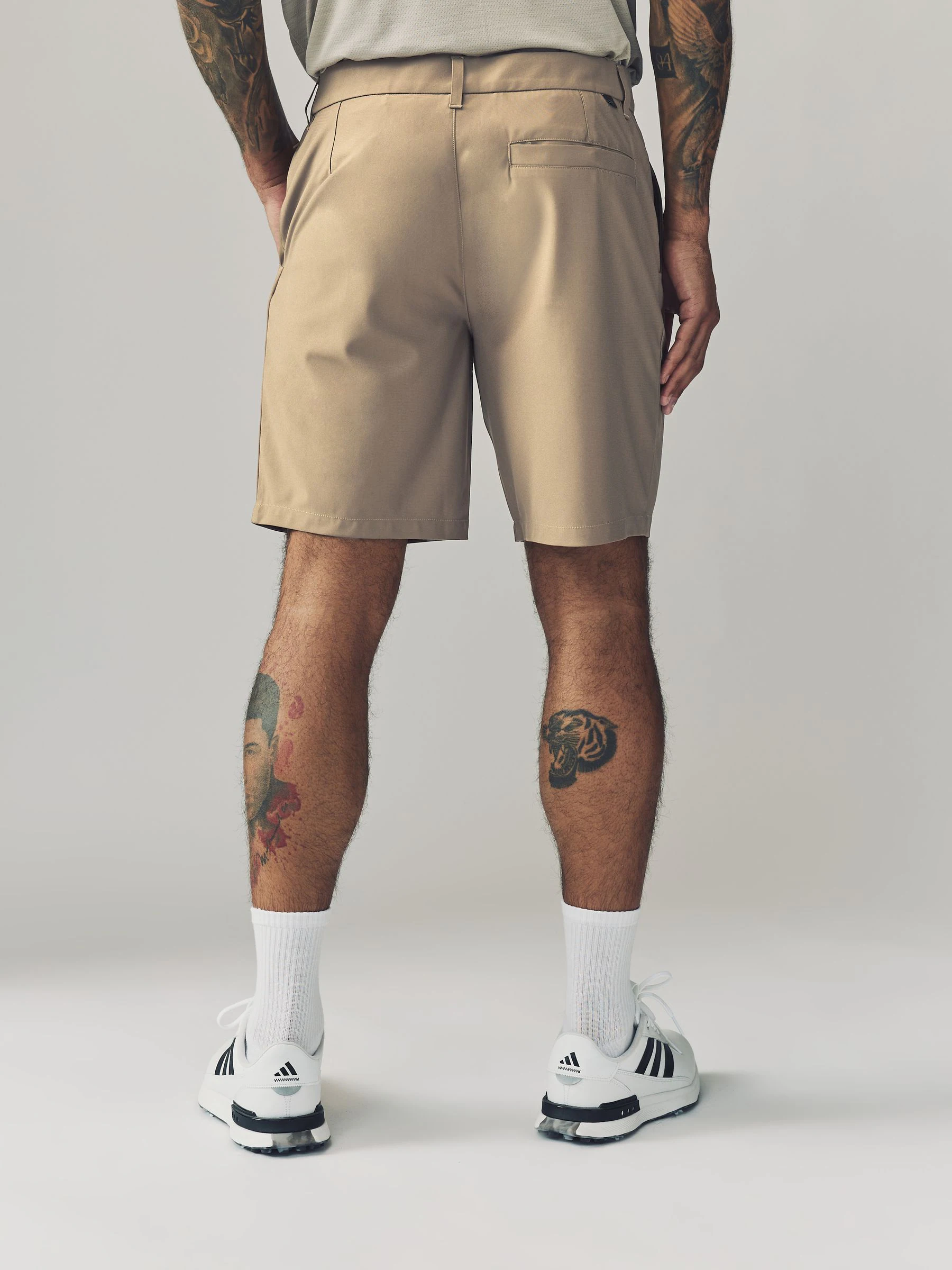 Neutraal kiezelkleurig - Active Golfshorts