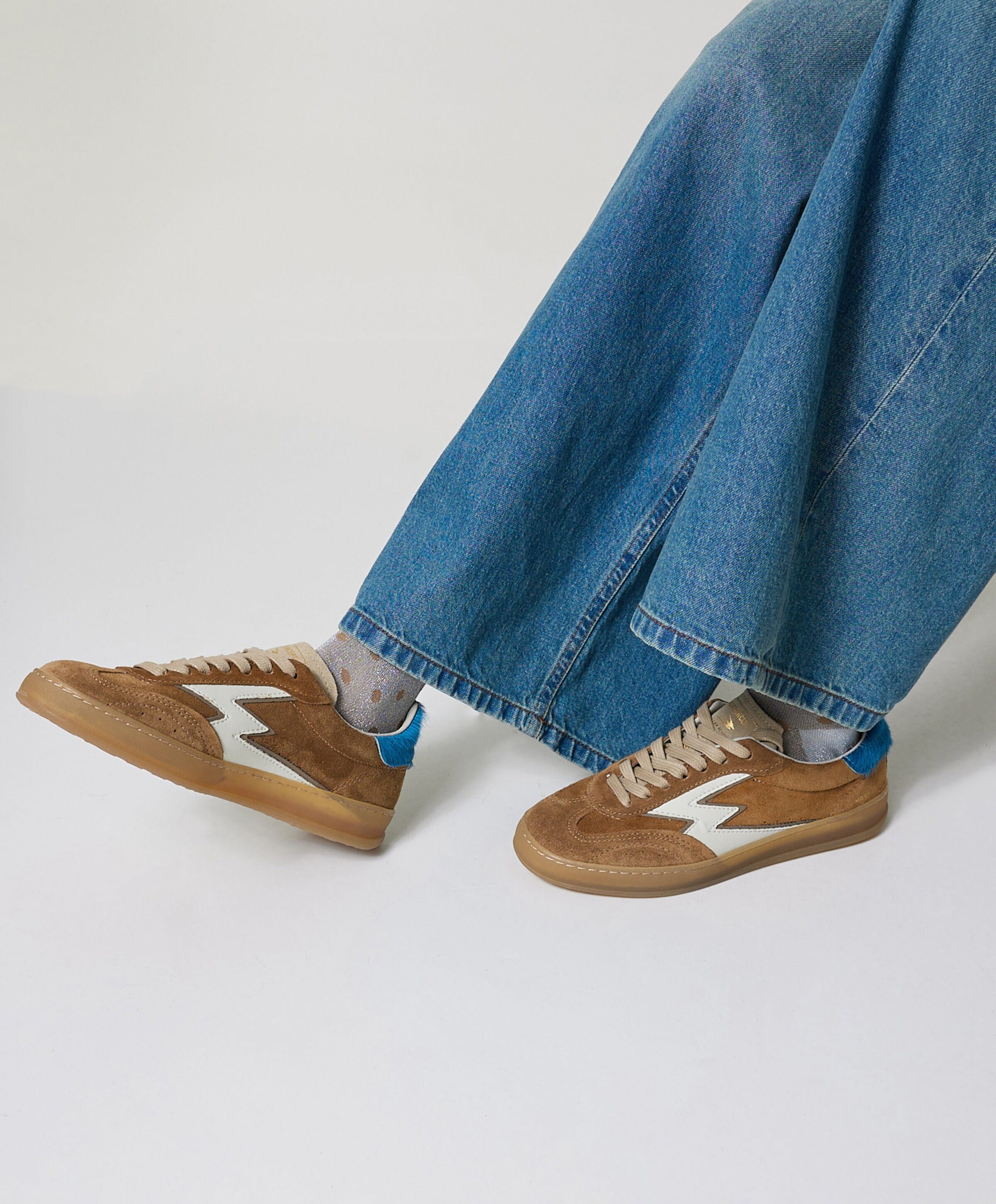 Moaconcept dames sneakers bruin