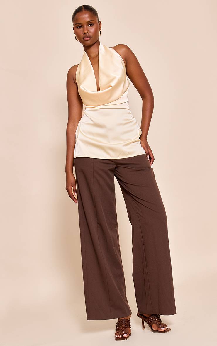 Butter Yellow Top Col Bénitier Ultra Long Extrême