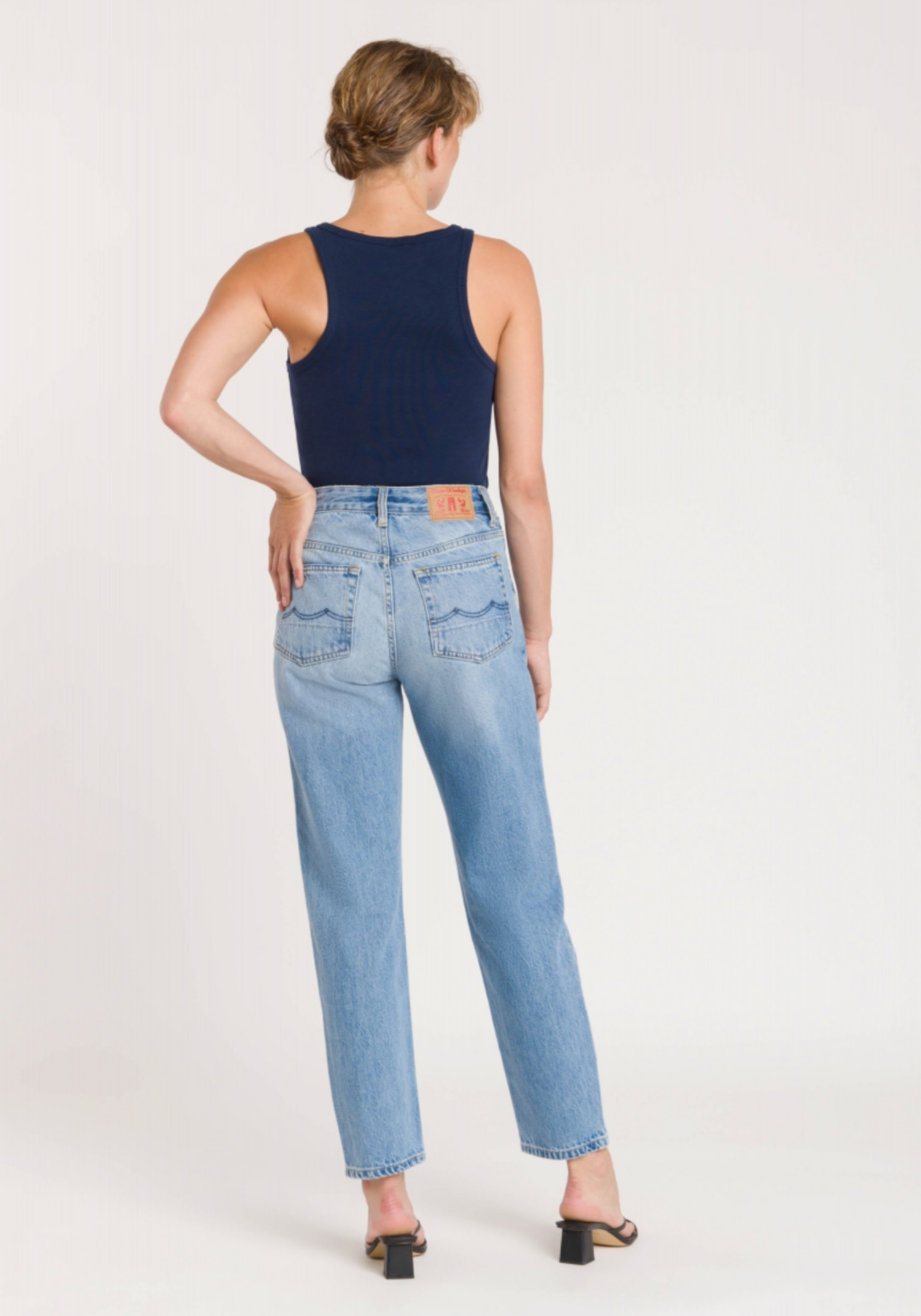 Kings Of Indigo Jeans Caroline Cropped Blue Reef Super Light Used