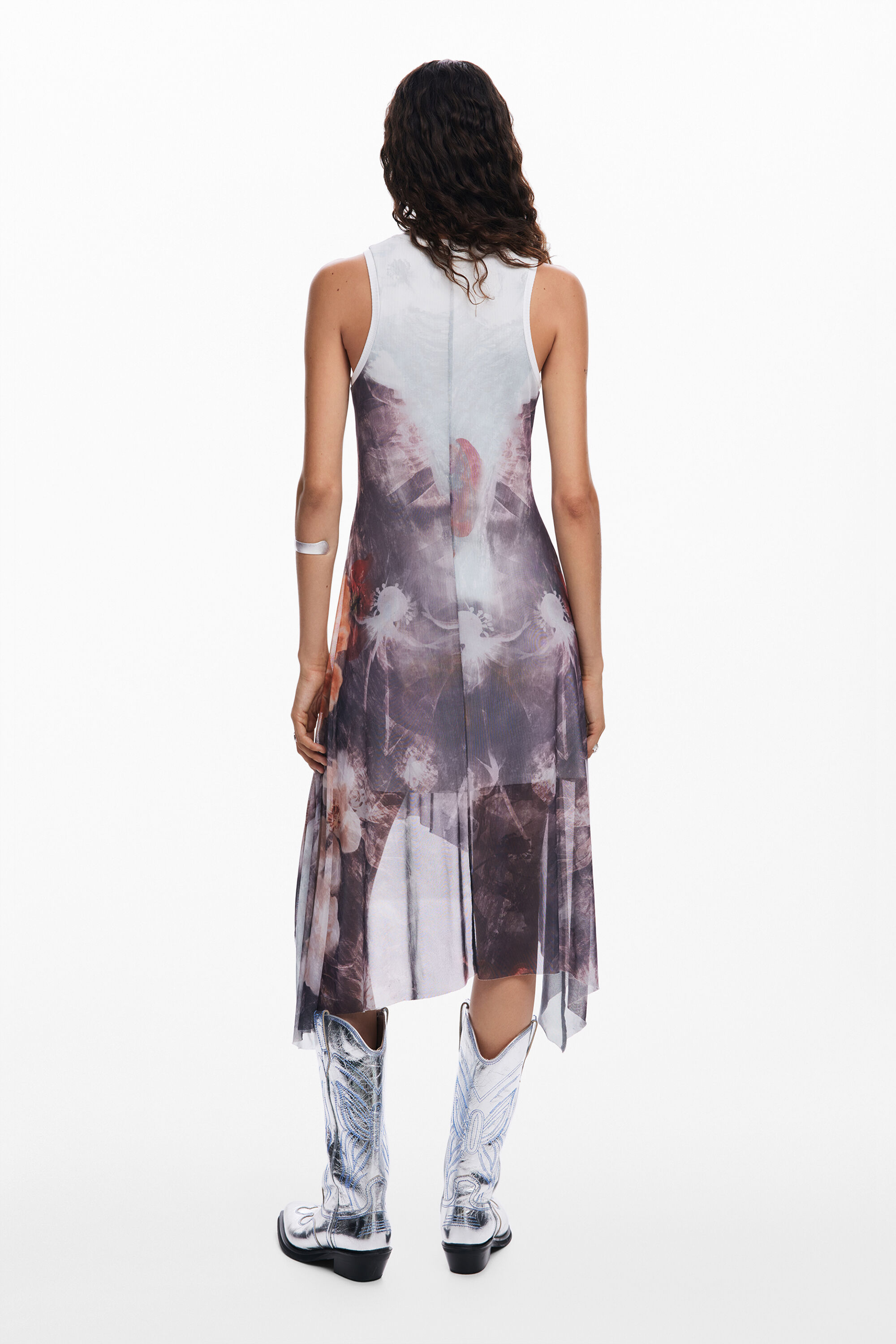 Vestido floral assimétrico
