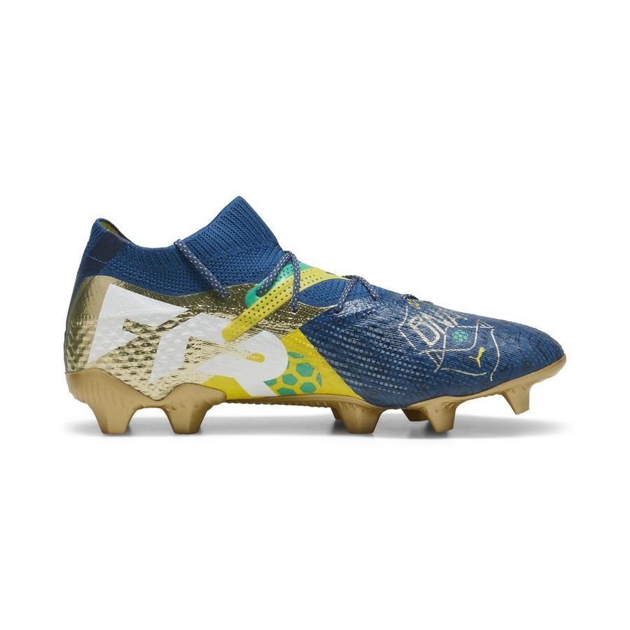 PUMA Future 7 Ultimate FG/AG NJR BNA - Sailing Blue/Marine Blue/Jaune/Grassy Green/Doré ÉDITION LIMITÉE