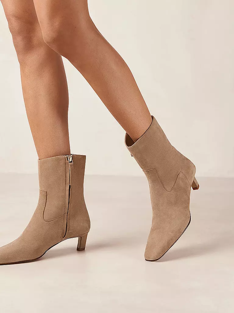 ALOHAS Stiefelette NASH camel