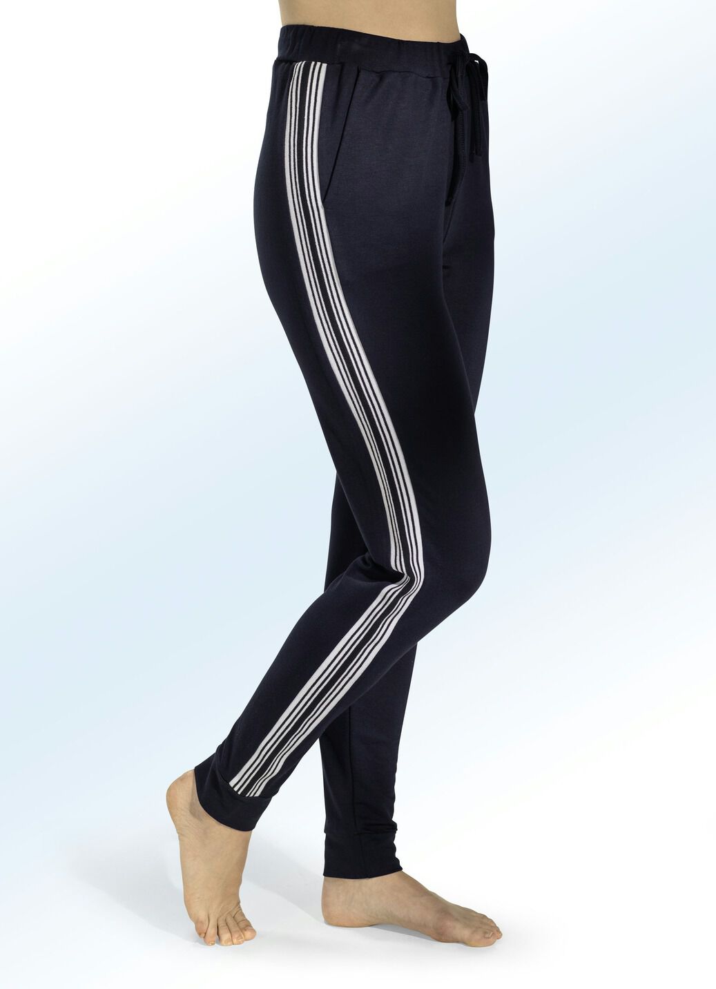 Hose mit Dehnbund rundum