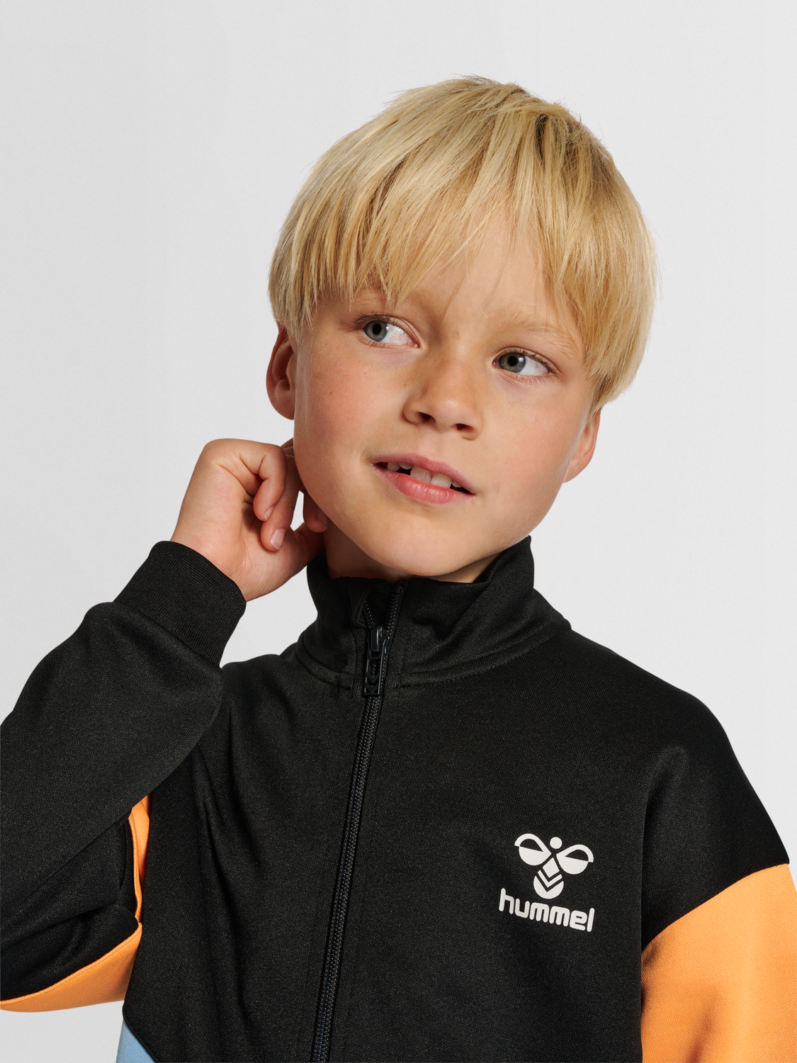 hmlRANE ZIP JACKET