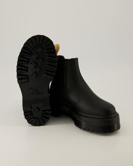 Dr. Martens V 2976 Quad Chelsea Boots in Schwarz