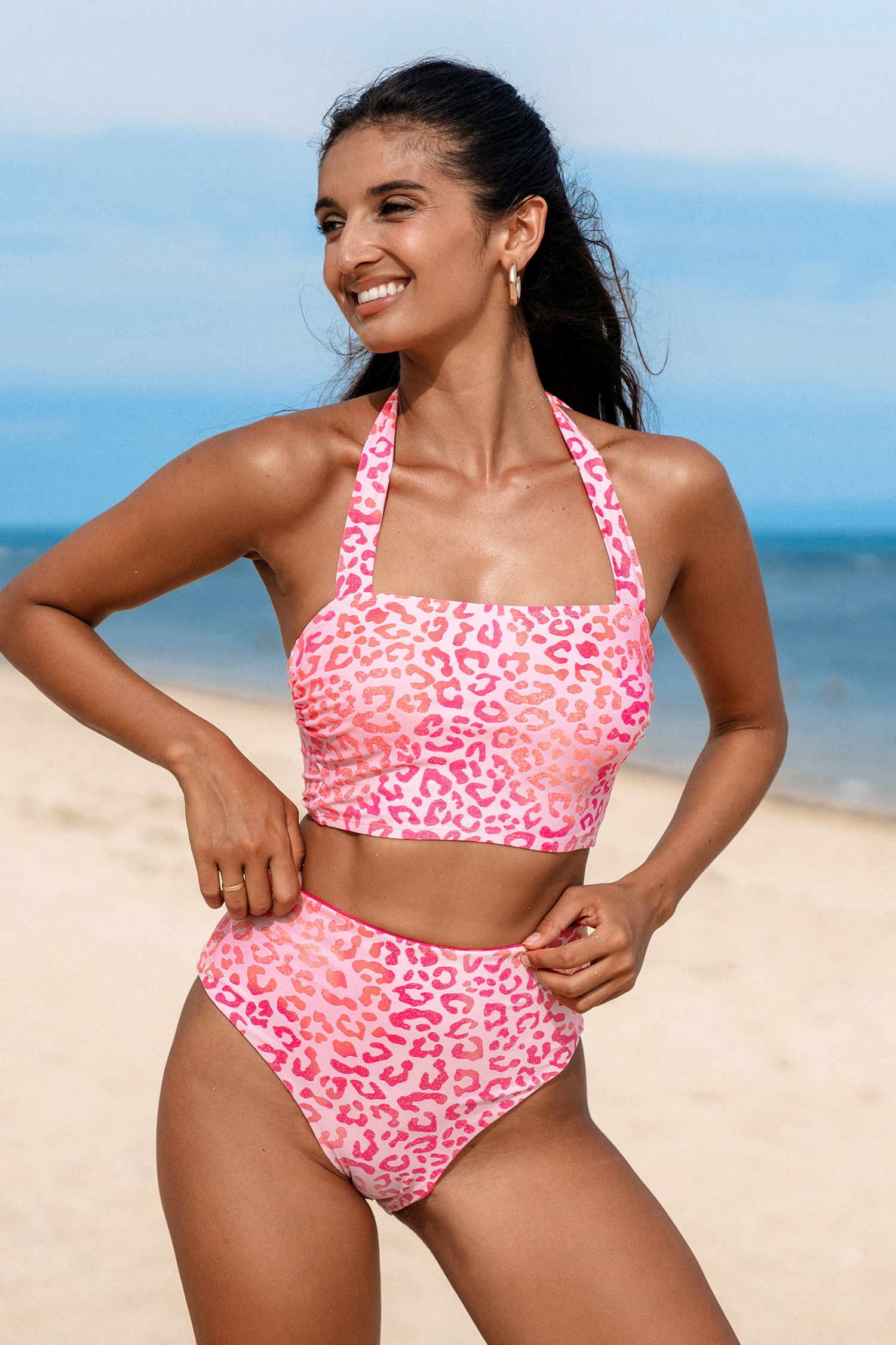 Bikini avec col carré et bas réversible à imprimé léopard rose modern