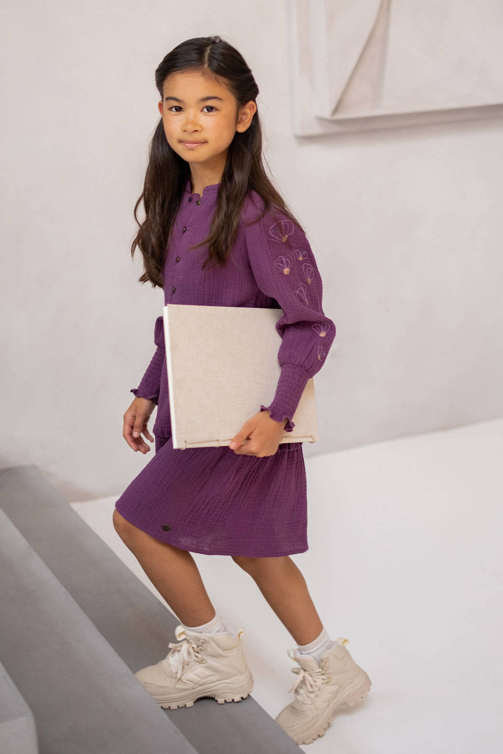 jurk Mila met borduursels paars